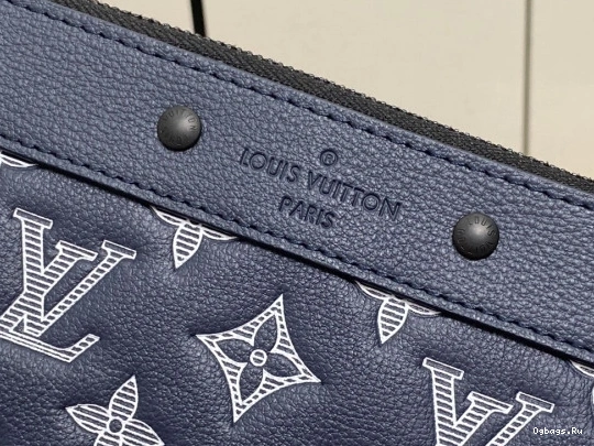 VUITTON POCHETTE TO-GO-30*21.5*2cm LOUIS 0519